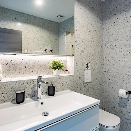 Amazing Home In Celina With Sauna * Целина